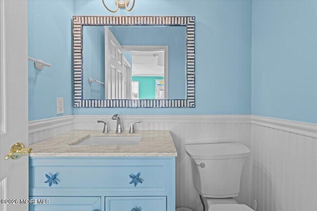 Building Photo - 297 Bayview Ave