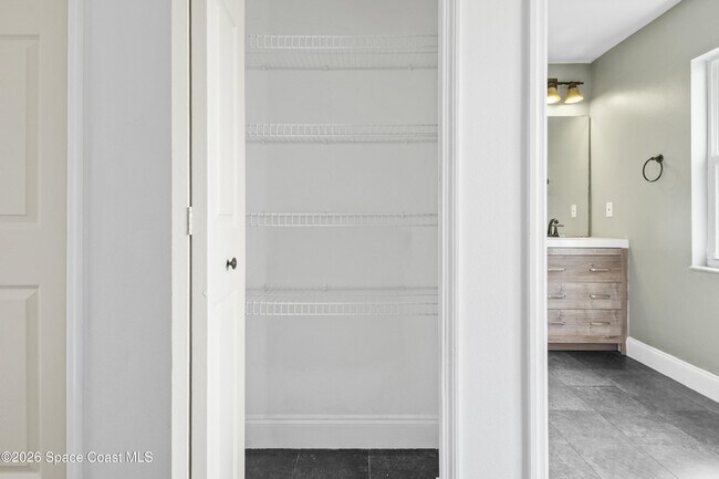 Building Photo - 1091 Slocum St NW