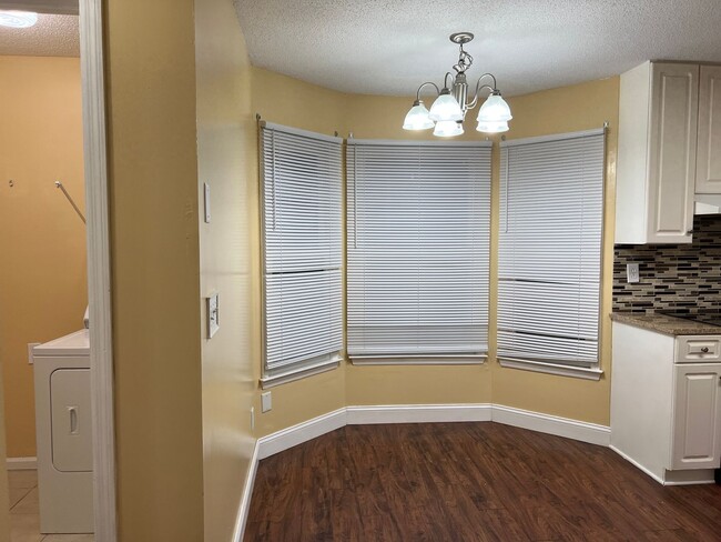 Building Photo - Lovely North Macon Home