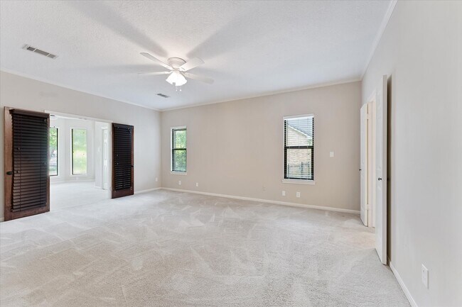 Building Photo - 41 Sweetleaf Ct