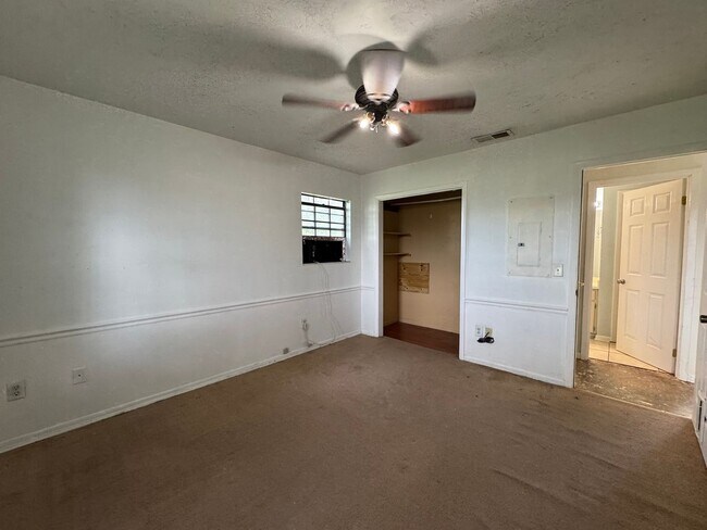 Building Photo - 8417 Goldkist Blvd