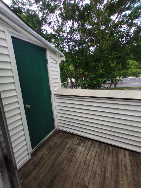 Building Photo - 600 Reusens Rd