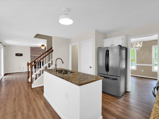 Building Photo - 2409 Eagles View Pl