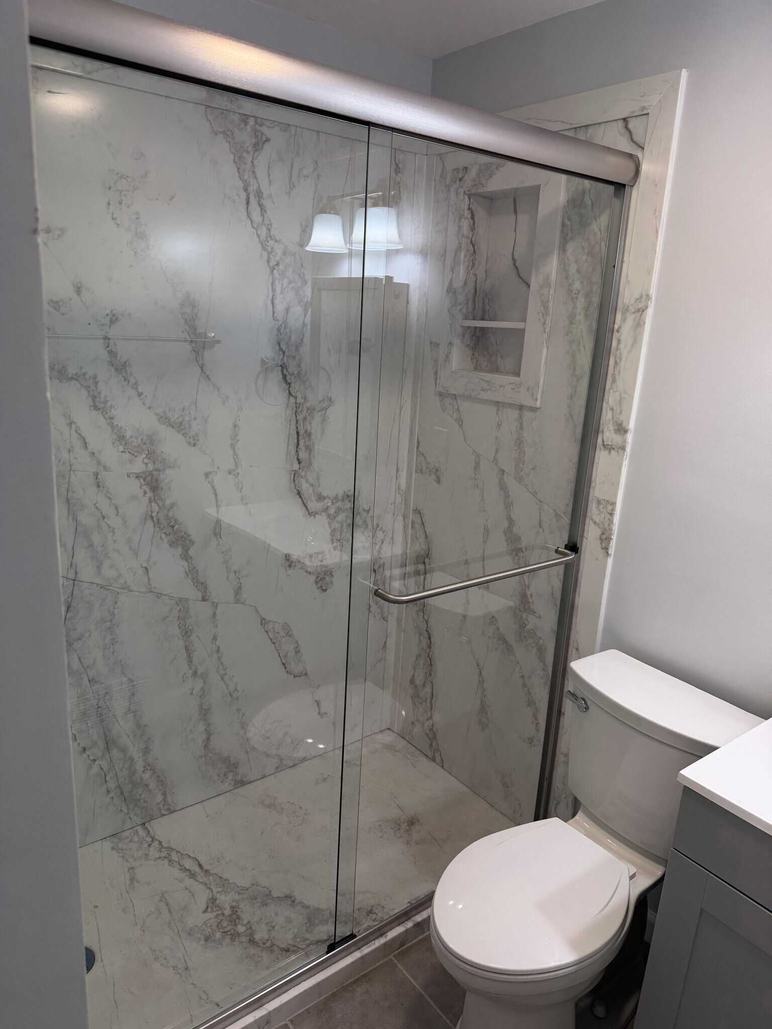 Building Photo - 6930 Euclid Ave