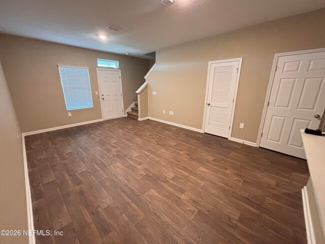 Building Photo - 903 Rivertree Pl