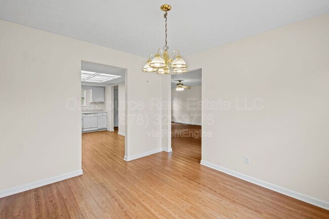 Building Photo - 4149 Oak Ferry Dr NE