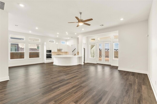 Building Photo - 2216 Bellisa Vis Dr