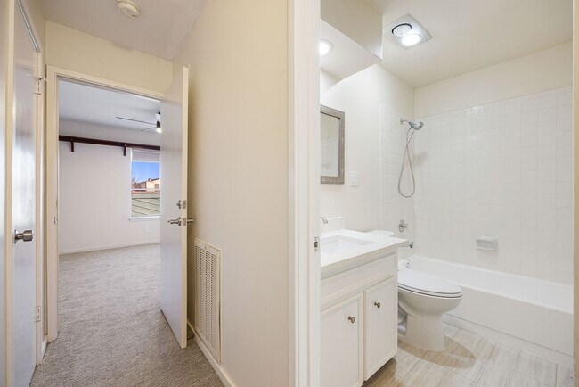 Building Photo - 1856 S Gessner Rd