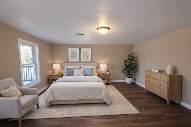 Building Photo - Beautifully Updated Home on a Quiet Dead-End Street – A Must-See Rental!