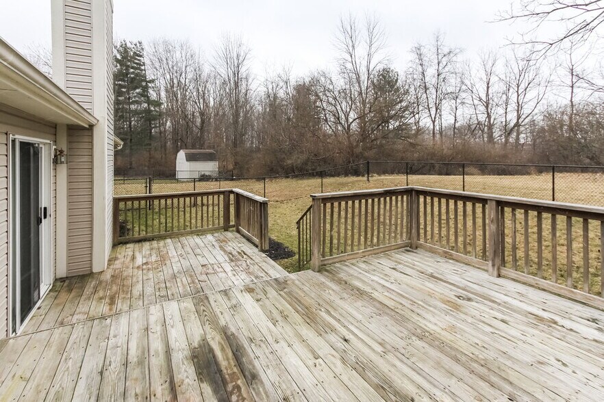 Building Photo - 12036 Pepperwood Dr