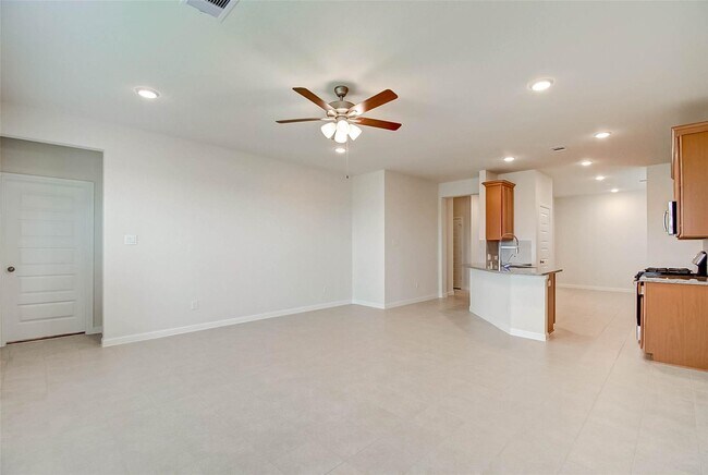 Building Photo - 18827 Carlisle Landing Ln