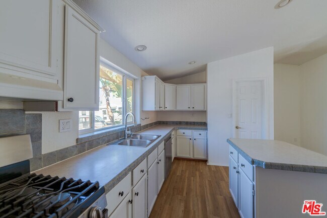 Building Photo - 25120 Charina Ln