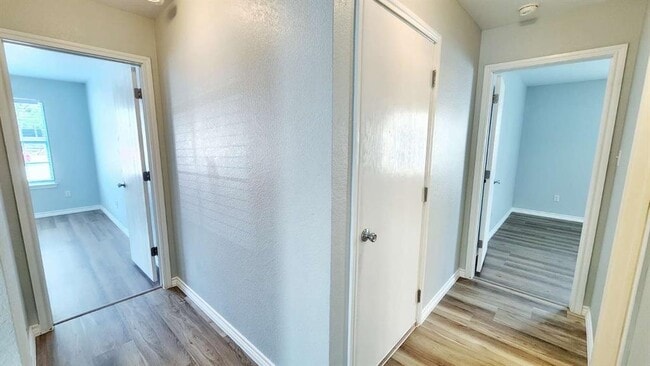 Building Photo - 202 Brandons Way