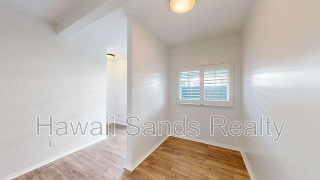 Building Photo - 3331 Hayden St