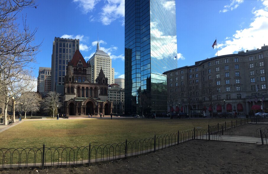 Copley Square - 290 Commonwealth Ave