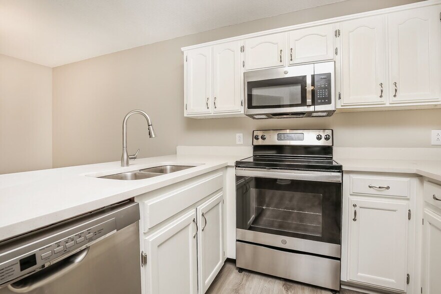 Building Photo - 309 Cedar Park Cir