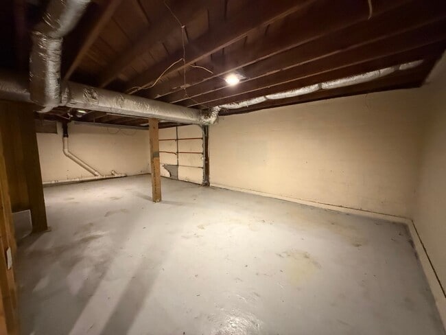 Building Photo - 3 Bedroom 1 Bathroom Home in Greene County...