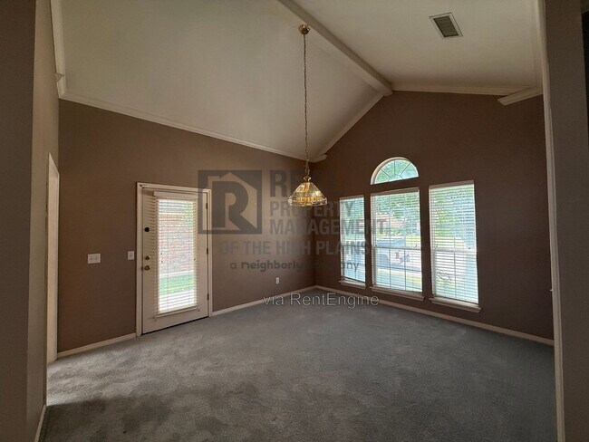 Building Photo - 4407 Van Winkle Dr