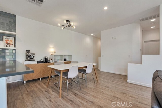 Building Photo - 922 S Country Glen Way