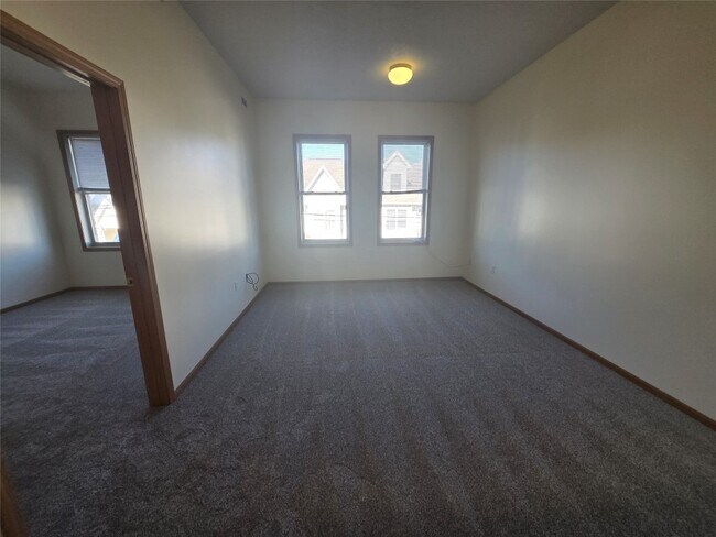 Building Photo - 900 Market St