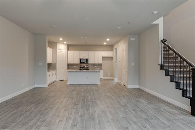 Building Photo - 915 Ponds Edge Ln