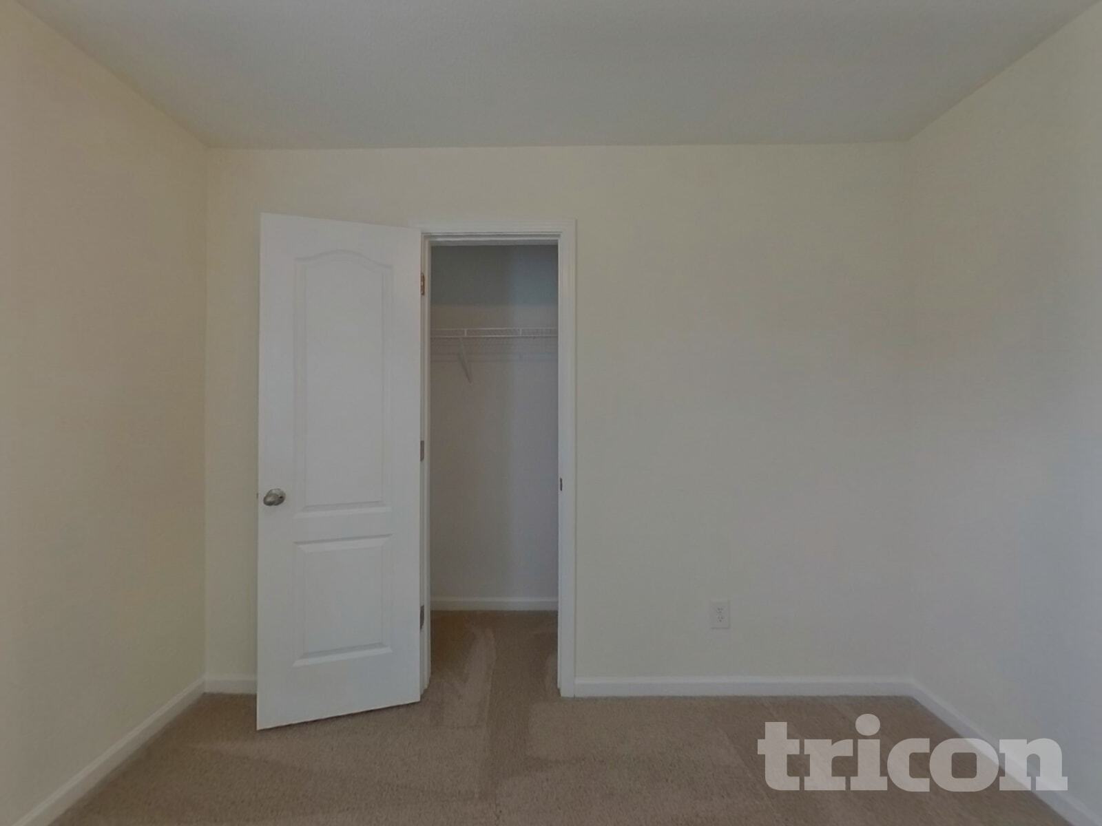 Building Photo - 2729 Yurman Rd