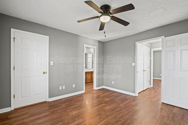 Building Photo - 1892 Lakestone Way