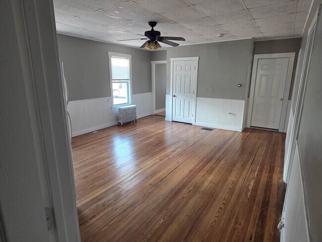 Building Photo - 107-113 Palmer St