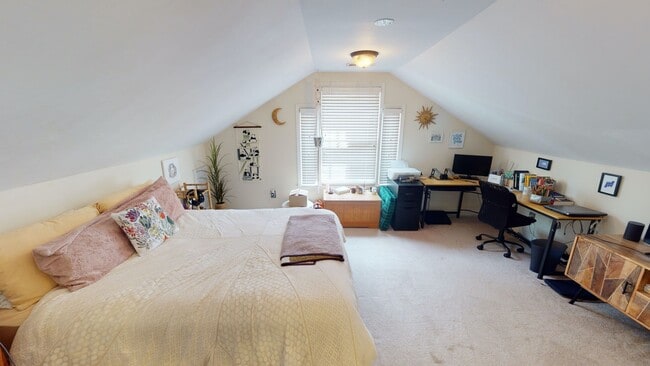 Building Photo - Adorable Plaza Midwood Bungalow For Rent