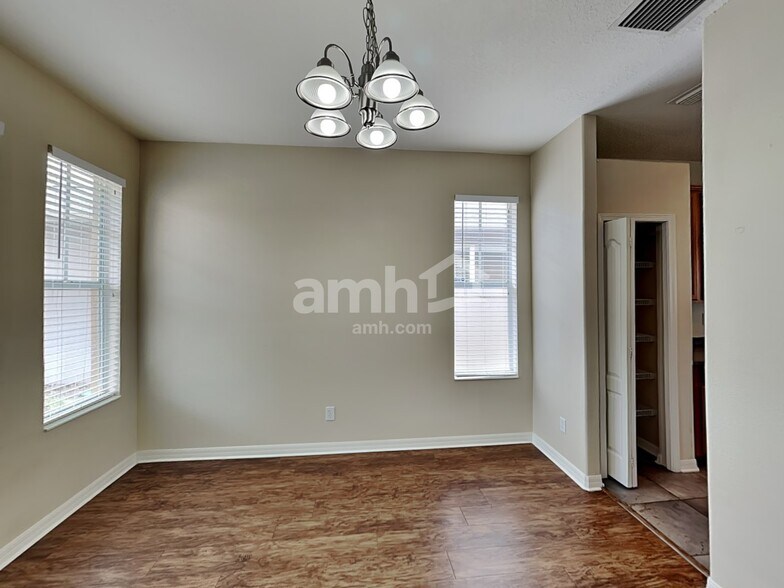 Building Photo - 5344 Clover Mist Dr