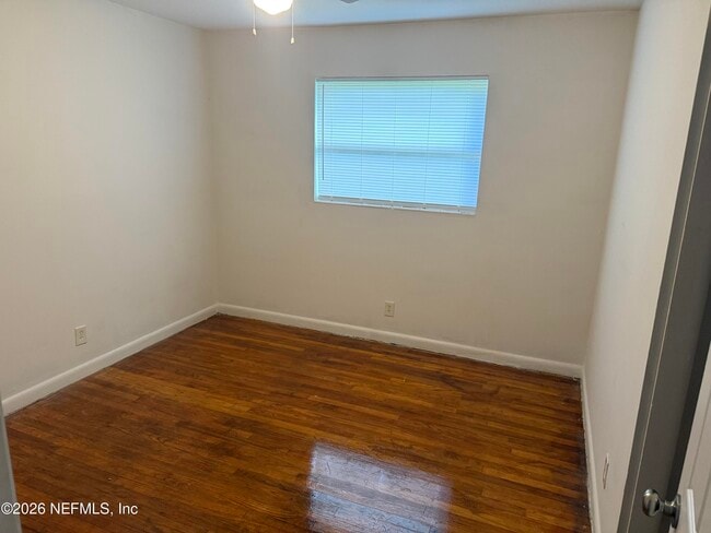 Building Photo - 7244 Sandhurst Rd S