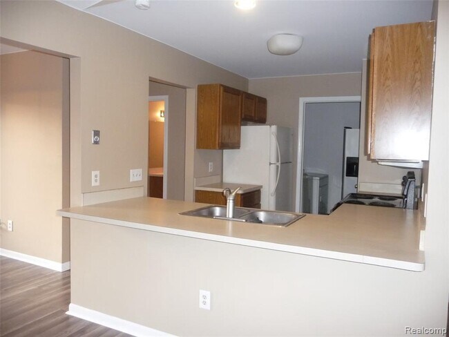 Building Photo - 30631 Hidden Pines Ln