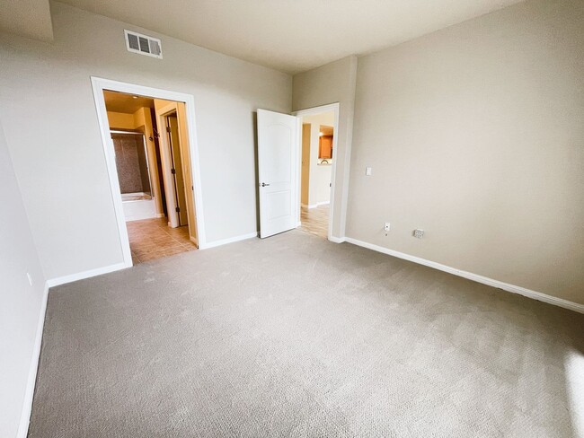 Building Photo - 2230 Gellert Blvd