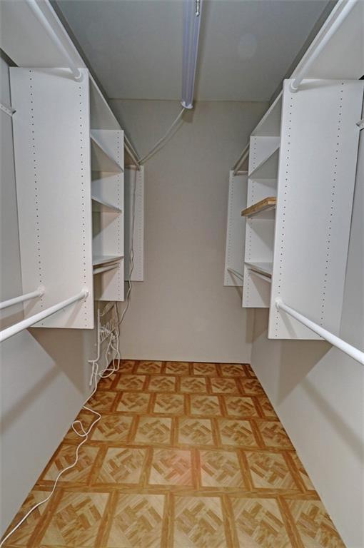 Building Photo - 2968 Fantasy Ln