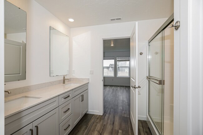 Building Photo - 15206 Nimbus Way