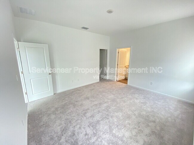 Building Photo - 35606 Buttonweed Trl
