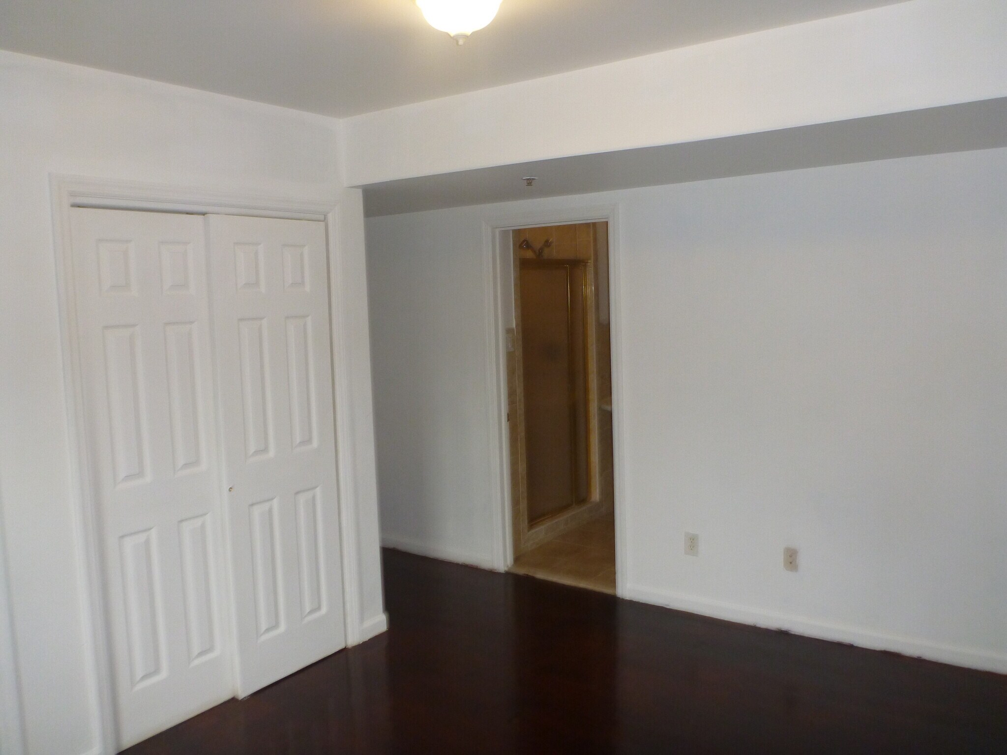 Building Photo - 98 S Burnett St