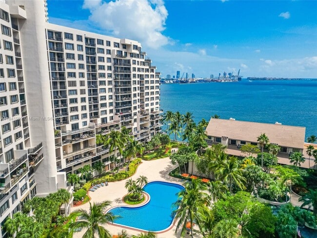 Building Photo - 540 Brickell Key Dr