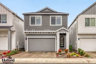 Building Photo - A must-see home in Beaverton where style, location, and lifestyle come together
