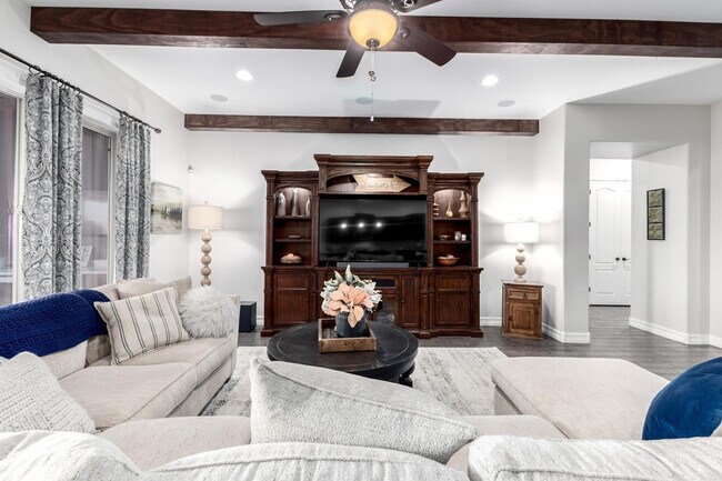 Building Photo - 4499 N Arbor Way