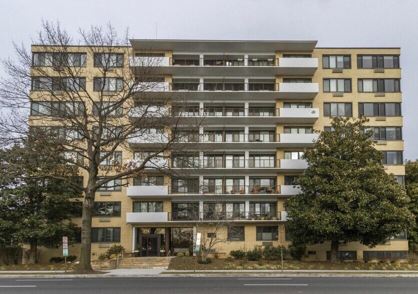 Building Photo - 3601 Wisconsin Ave NW