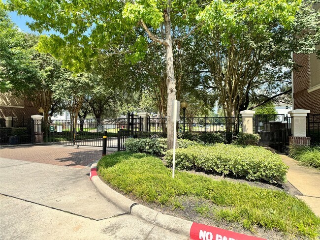 Building Photo - 12707 Boheme Dr