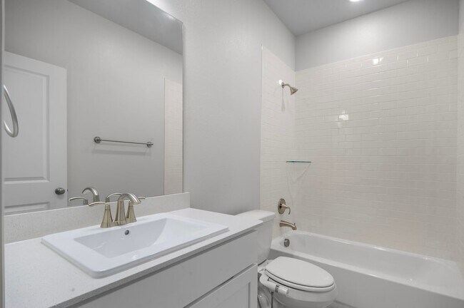 Building Photo - 16050 Talamore Ln