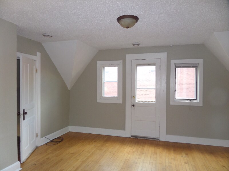 Building Photo - 2930 N Humboldt Blvd