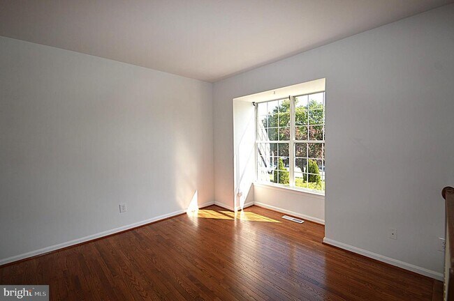 Building Photo - 13510 Nickleback Ct