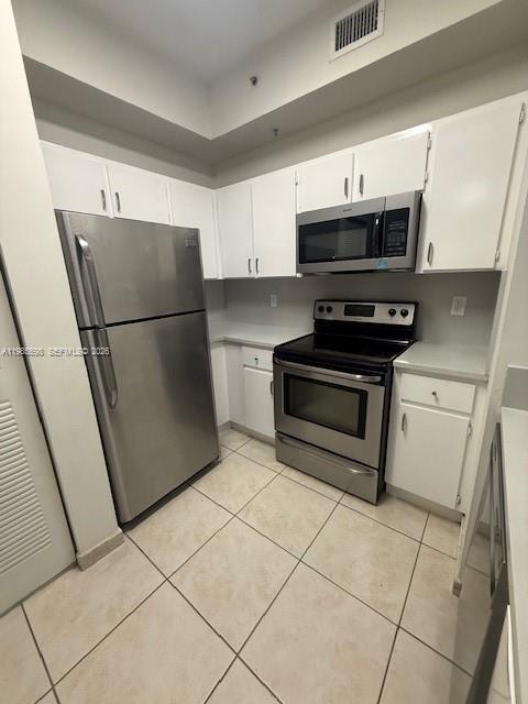 Building Photo - 7200 NW 114th Ave