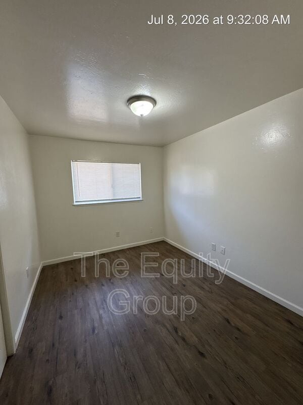 Building Photo - 3501 W Colonial Ave