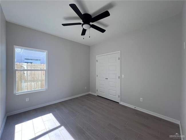 Building Photo - 27 Hilltop S Ave