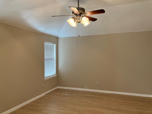 Building Photo - 2116 Sol Dr