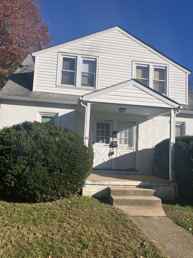 Building Photo - 520 Hollingsworth Ave